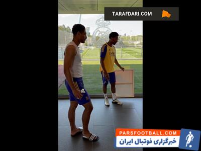 وقتی بازیکنان رئال مادرید، طرح های نقاشی شده چهره خود را مشاهده می کنند / فیلم - پارس فوتبال | خبرگزاری فوتبال ایران | ParsFootball