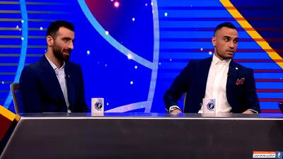 شوخی‌های حسن‌زاده با احمدعباسی روی آنتن زنده - پارس فوتبال | خبرگزاری فوتبال ایران | ParsFootball