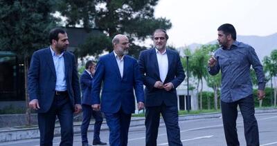 دیدار غیرمنتظره مالک جدید استقلال با علیرضا دبیر / عکس