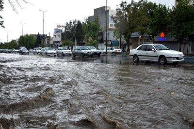 حواس مسافران تور شیراز به آب‌وهوا باشد؛ بارش‌های سیل‌آسا به شیراز رسید؟