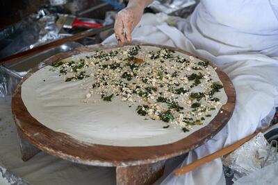 (ویدیو)  نانی که در ترکیه می خرید، به این شکل در نانوایی تهیه می شود
