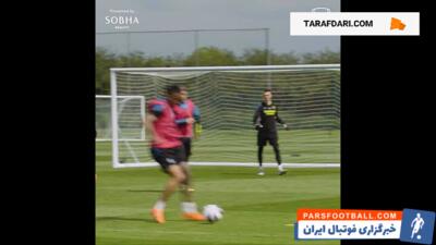 حرکت دیدنی و ضربه چیپ گابریل در تمرین آرسنال / فیلم - پارس فوتبال | خبرگزاری فوتبال ایران | ParsFootball