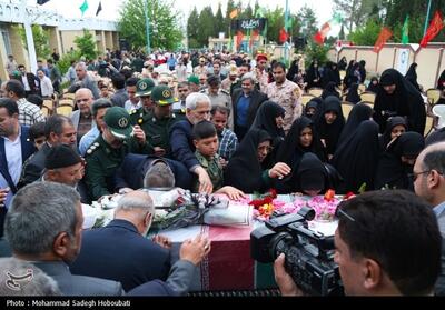 مراسم استقبال از شهید گمنام در یزد- عکس صفحه استان تسنیم | Tasnim