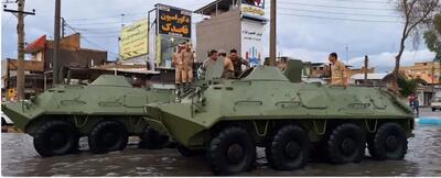 نفربرهای ارتش به خیابان‌های دزفول آمدند / تصاویر