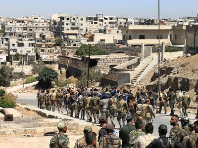 شهادت 13 نیروی ارتش سوریه در حمله داعش به استان حمص