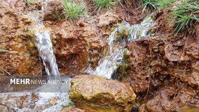 چشمه اصلی آبگرم معدنی «موییل» در ارتفاعات دامنه کوه سبلان