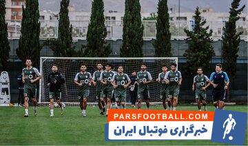 تمرین پرحاشیه استقلال؛ هجوم هواداران به داخل زمین - پارس فوتبال | خبرگزاری فوتبال ایران | ParsFootball
