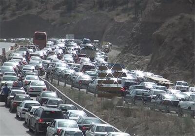 وضعیت جاده‌ها و راه ها، امروز ۱۵ اردیبهشت ۱۴۰۳؛ جاده کرج - چالوس و آزادراه تهران-شمال یک طرفه شد/ ریزش سنگ در  آزادراه تهران-شمال