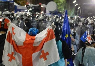 ادامه اعتراضات در تفلیس و هشدار اتحادیه اروپا - تسنیم
