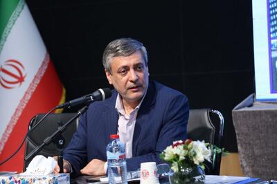 رئیس اتاق بازرگانی کرمان: تحقق شعار سال مستلزم ابزار مالی جدید است