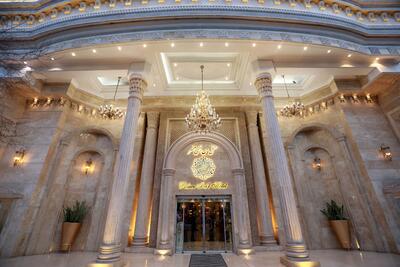 هتل  5 ستاره بین‌المللی قصر مشهد؛ مجلل، همراه با مفصل‌ترین صبحانه