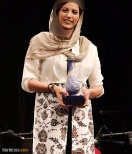 کمک قهرمان زن تکواندو در گل و لای به مردم سیستان و بلوچستان/ ویدئو