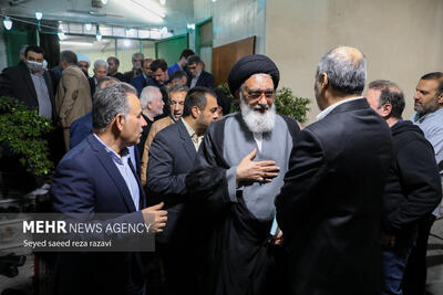 جلسه ماهیانه جمعیت قمی‌های مقیم تهران