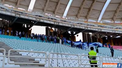 هواداران استقلال خوزستان حاضر در استادیوم نقش جهان - پارس فوتبال | خبرگزاری فوتبال ایران | ParsFootball