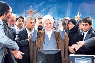 خاطرات هاشمی رفسنجانی، ۲۰ اردیبهشت ۱۳۸۰: شورای نگهبان برای انتخابات ریاست جمهوری در مرحله اول ۴۶ نفر را از بین ۶۱۷ نفر پذیرفته؛ در مرحله دوم افراد واجد شرایط را اعلام می‌کند
