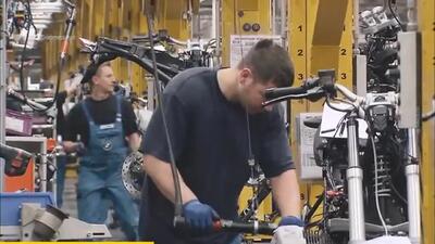 (ویدئو) فرآیند ساخت موتورسیکلت های BMW در کارخانه