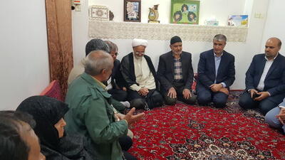 دیدار رئیس سازمان انرژی اتمی ایران با خانواده شهیدان «قدیمی» و «رضا‌نژاد»