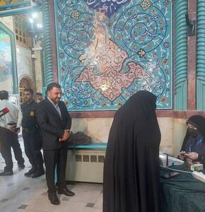 وزیر ارتباطات با حضور در حسینیه ارشاد در انتخابات مشارکت کرد - عصر خبر