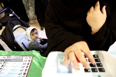 (تصاویر) مرحله دوم انتخابات مجلس شورای اسلامی