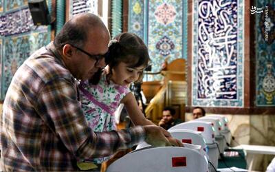 عکس/ انتخابات مرحله دوم مجلس در حسینیه ارشاد