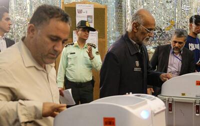عکس/ رای‌گیری مرحلهٔ دوم انتخابات مجلس در شیراز