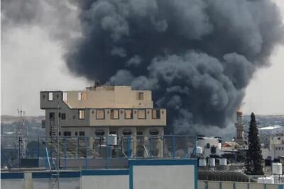 شبِ آتش در شرق رفح/ صهیونیست‌ها منازل مسکونی را منفجر کردند+ فیلم