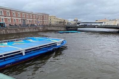 سقوط اتوبوس به رودخانه در روسیه/ ۵ نفر جان باختند+ فیلم