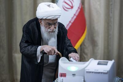 حضور آیت الله جنتی در انتخابات دوره دوم مجلس | انتخابات در استان تهران بدون هیچ مشکلی در جریان است