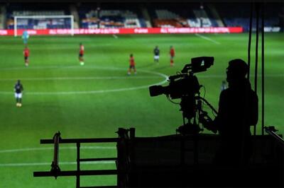 تلویزیون امروز کدام فوتبال‌ها را پخش می‌کند؟