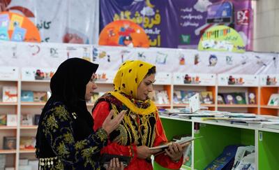 نشست صمیمی کانون با مادران در نمایشگاه کتاب تهران