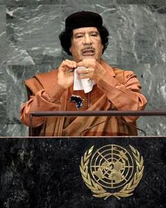 تکرار رفتار دیکتاتور لیبی توسط سفیر اسرائیل در سازمان ملل+ فیلم