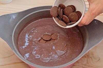 طرز تهیه دسر پودینگ شکلاتی | در 30 ثانیه طرز تهیه یک دسر خشومزه رو یاد بگیر