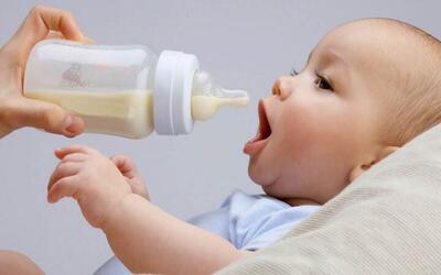رستمی اعلام کرد؛  شیرخشک یارانه ای فقط برای کودکان زیر ۲ سال است