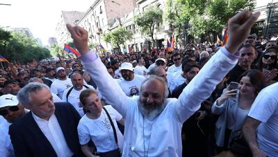 راهی برای بازگشت نیست/ طغیان کشیش‌های ارمنی روند صلح با آذربایجان را برمی‌گرداند؟