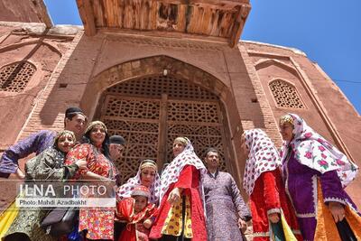 (تصاویر) گذر اردیبهشت از روستای تاریخی ابیانه