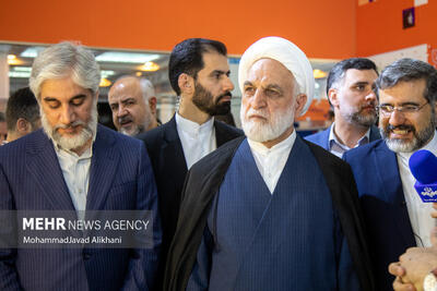تصاویر: بازدید رئیس قوه قضاییه از نمایشگاه کتاب تهران