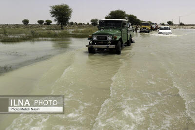 چهار مسیر اصلی در مشهد بر اثر سیلاب همچنان مسدود است/2 نفر جان باختند