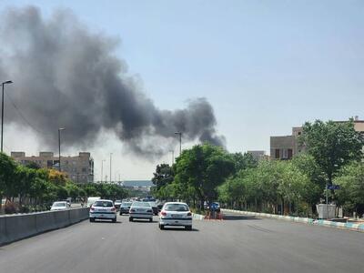 آتش‌سوزی یک سوله در محله ۱۳ آبان