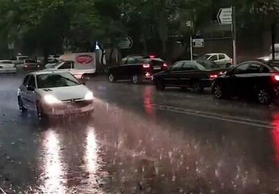 آبگرفتگی خیابان‌های مشهد بعد از بارش شدید باران + فیلم - تسنیم