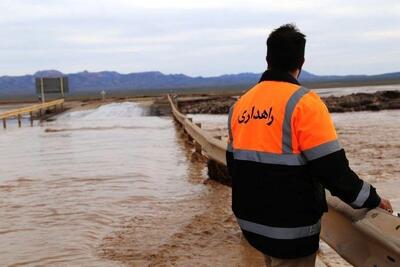 راهداری: جاری شدن سیلاب باعث انسداد ۲ جاده در خراسان رضوی شد