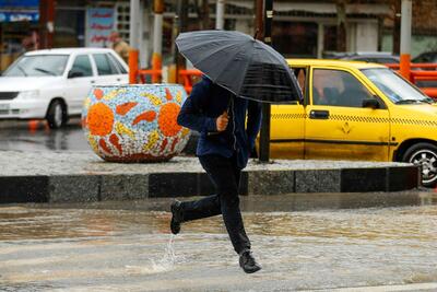 پیش‌بینی وزش باد در تهران تا ۵ روز آینده/ کاهش نسبی دما در روزهای جمعه و شنبه