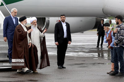 تصاویر استقبال از رئیس جمهور در فرودگاه ساری