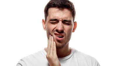7 علت مهم برای حساس شدن دندان ها