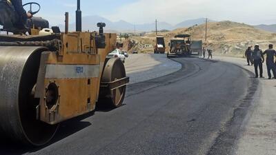 ۳۷ کیلومتر بزرگراه در مسیر میرجاوه_زاهدان_بم در حال ساخت است