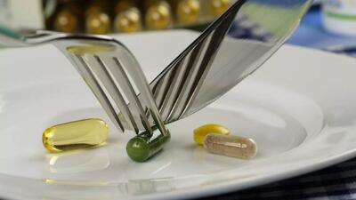 نقش مکمل‌های ویتامینی در یک رژیم غذایی متعادل؛ آیا اصلا فایده‌ای هم دارند؟