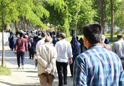 برگزاری همایش پیاده‌روی خانوادگی در کرمانشاه+عکس - تسنیم