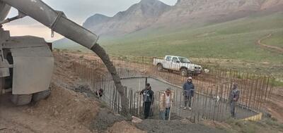 ساخت مخزن آبی ۱۲۰ هزار لیتری در پارک هفتاد قله اراک