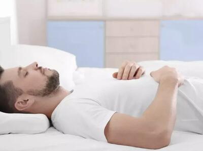 روش صحیح خوابیدن برای درمان دیسک کمر