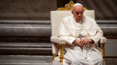 پاپ فرانسیس به رهبر انقلاب تسلیت گفت