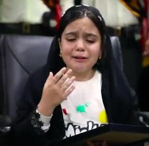بی‌تابی دردناک دختر مامور شهید حادثه نارمک تهران در بدرقه پدرش+فیلم